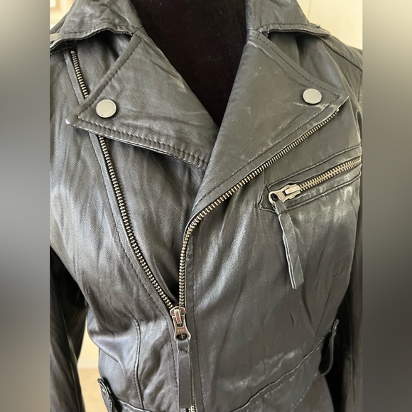 Guess leather crop moto jacket stunning - Picture 2 of 5